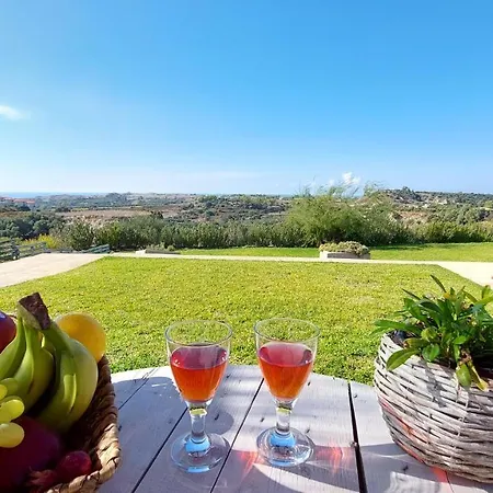 Alekos Houses-profilio's Βίλα