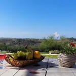 Alekos Houses-profilio's Lixouri