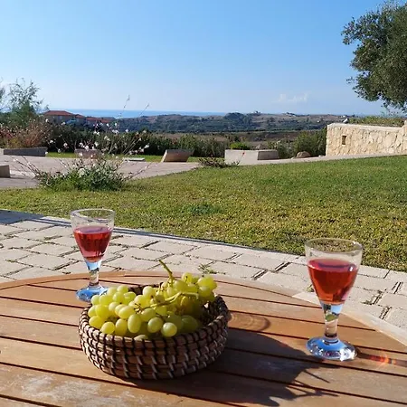 Alekos Houses-profilio's Lixouri