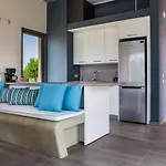 Alekos Houses-profilio's Lixouri