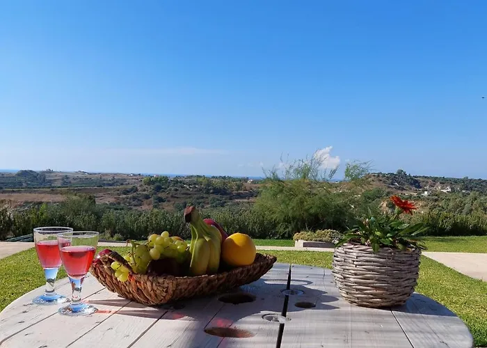 Alekos Houses-profilio's Lixouri